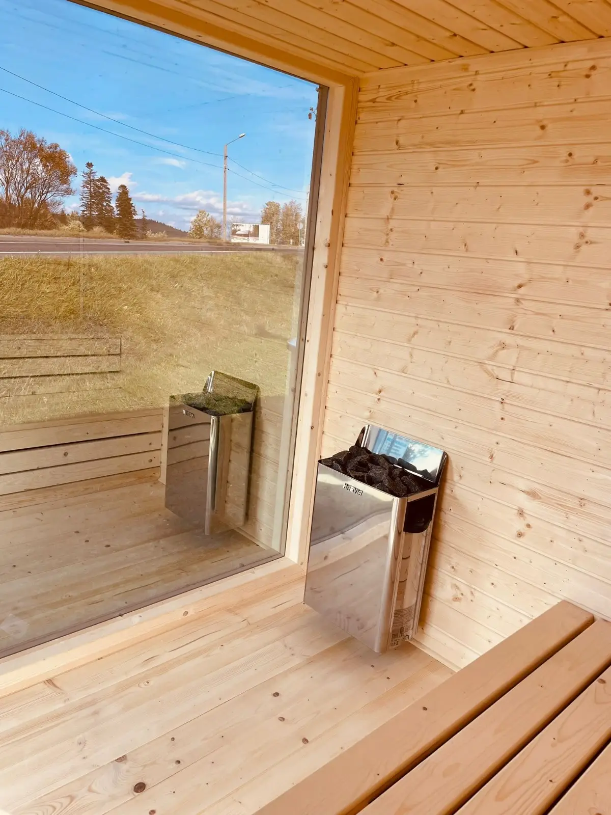 Piec elektryczny Harvia w saunie Premium