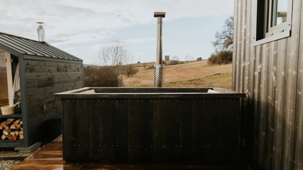 Wanna ogrodowa z piecem na drewno